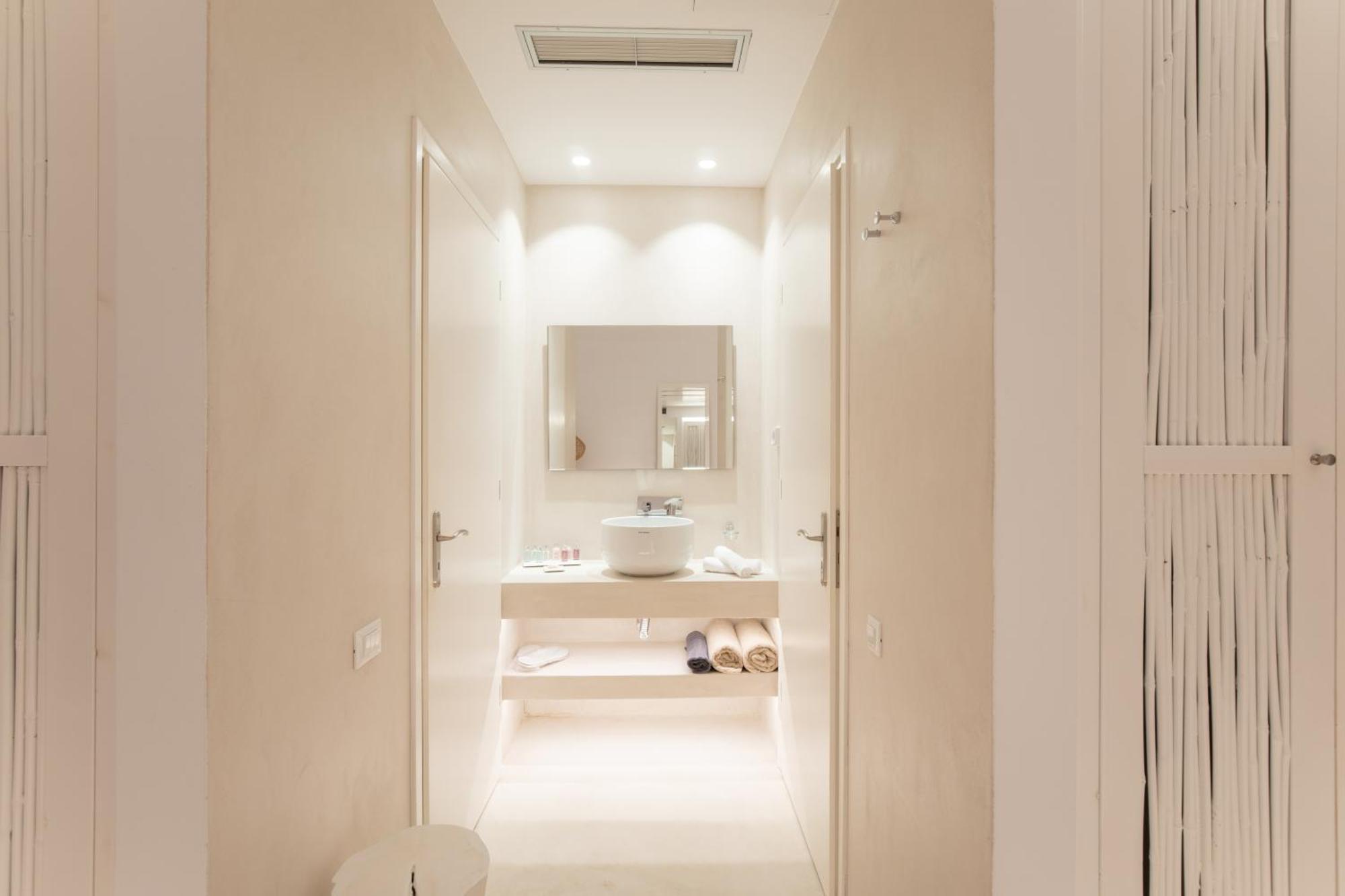 The Ammonite Resort Plintri الغرفة الصورة